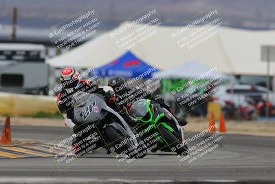 media/Jan-15-2023-SoCal Trackdays (Sun) [[c1237a034a]]/Turn 2 Set 2 (1155am)/